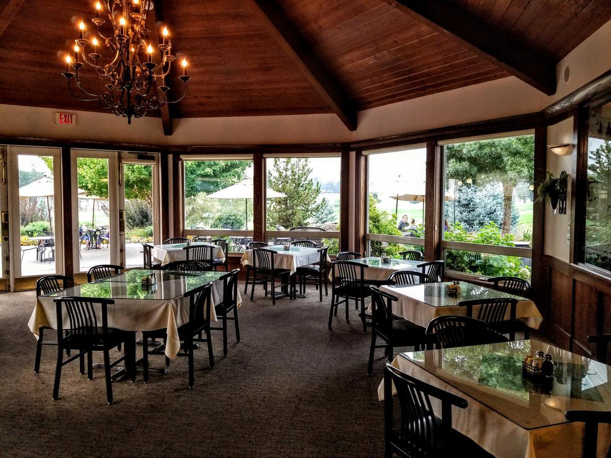 Resort At Eagle Point Golf Club Lodging מראה חיצוני תמונה