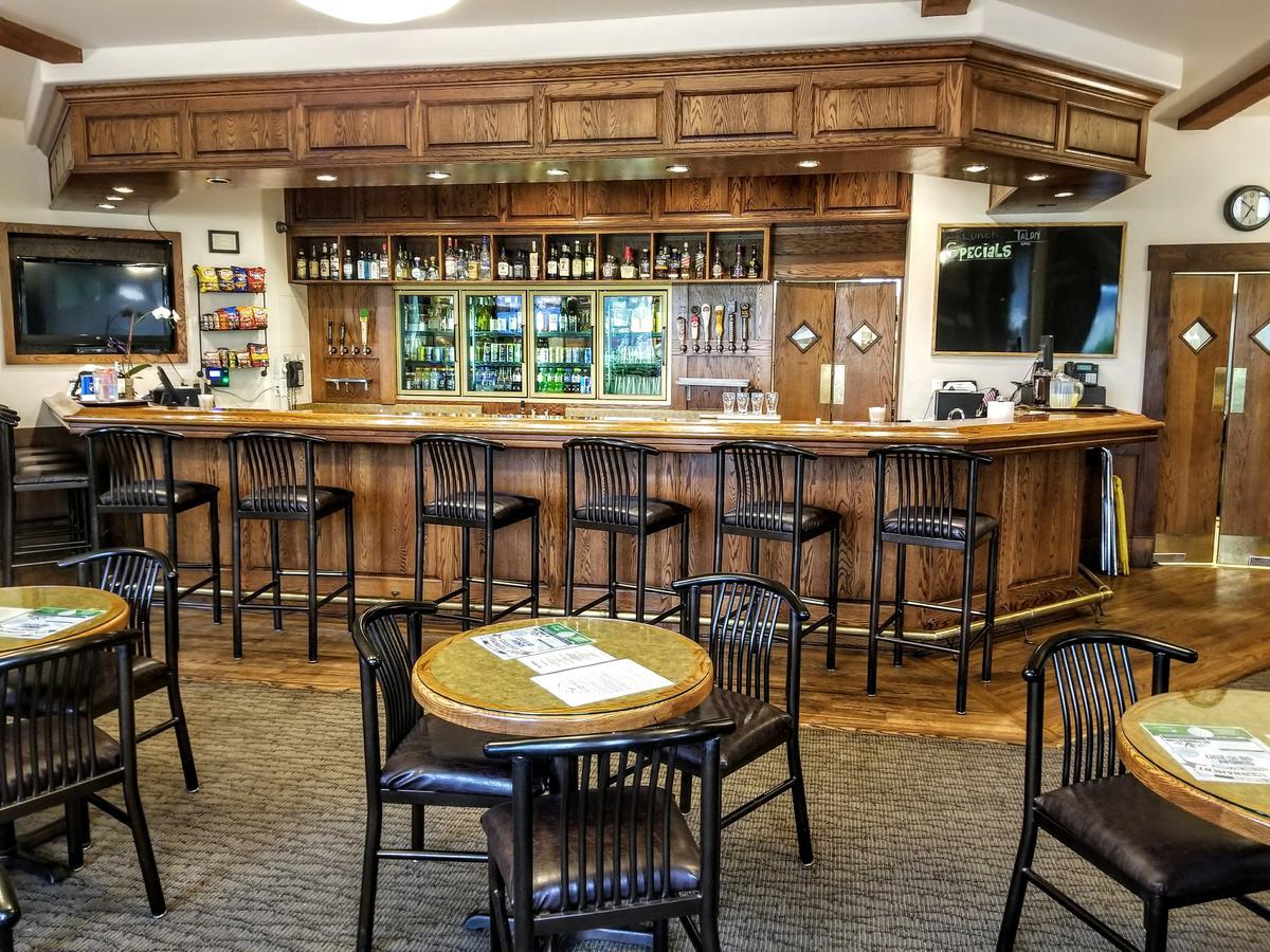 Resort At Eagle Point Golf Club Lodging מראה חיצוני תמונה